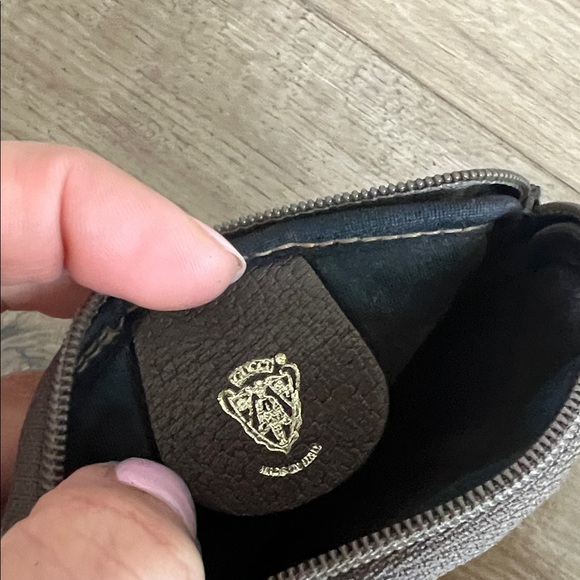 Authentic Gucci Coin Purse - Picture 7 of 11